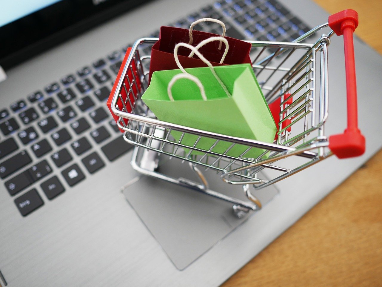shopping venture, shopping, laptop, supermarket, shopping cart, purchasing, business, online, grocery list, order, list, shopping basket, consumption, shopping, shopping, shopping, shopping cart, shopping cart, shopping cart, shopping cart, shopping cart